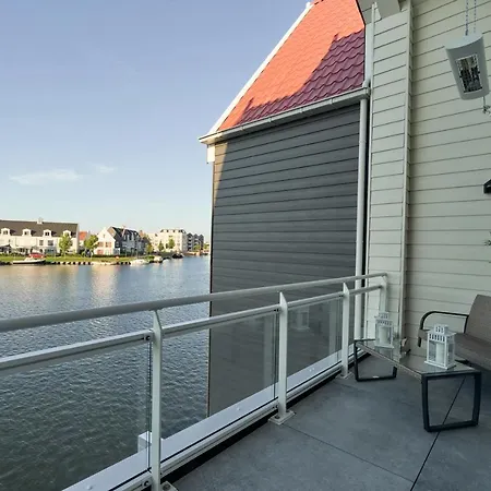 Casa de Férias Luxury Waterfront Loft Harderwijk